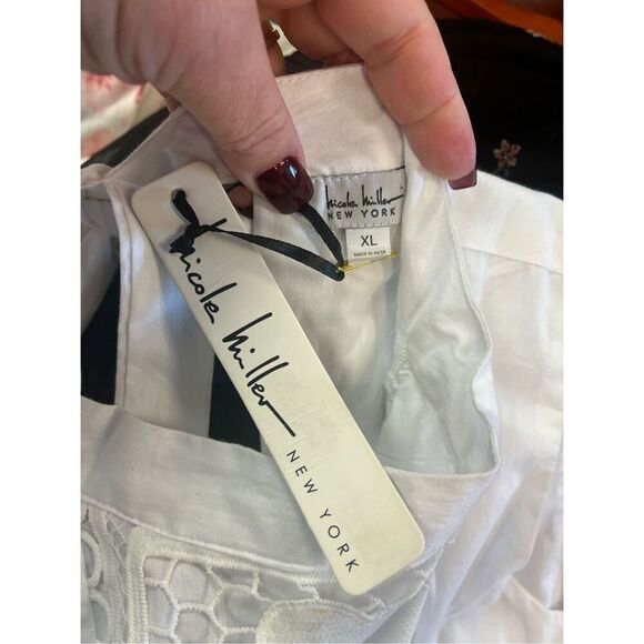 Nicole Miller New York White Heavy Lace Sleeveless Tie Back Peplum Blouse sz XL - Picture 7 of 8